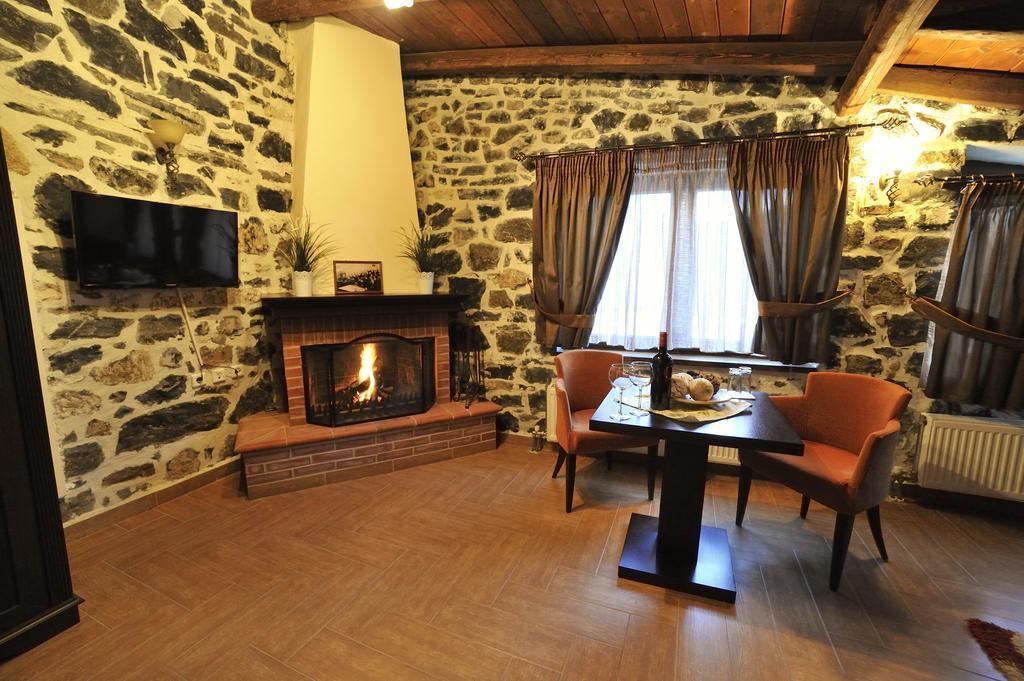 פלאיוס אגיוס אתנאסיוס Guesthouse Papastoikou מראה חיצוני תמונה