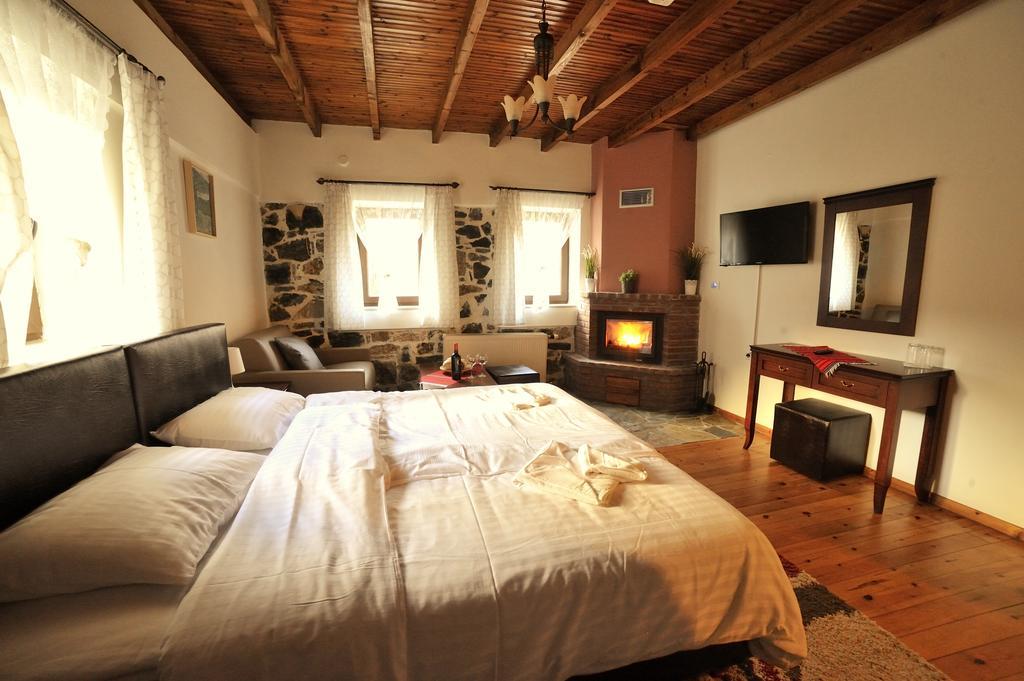 פלאיוס אגיוס אתנאסיוס Guesthouse Papastoikou מראה חיצוני תמונה
