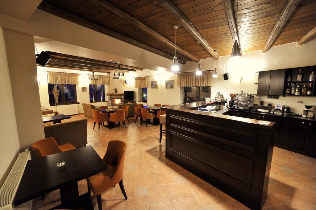 פלאיוס אגיוס אתנאסיוס Guesthouse Papastoikou מראה חיצוני תמונה